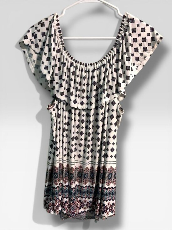 Tops - 🌺Bohemian Off-Shoulder Floral Print Top- White